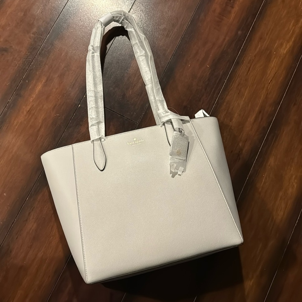 NWT - Kate Spade Dana Tote in Platinum gray